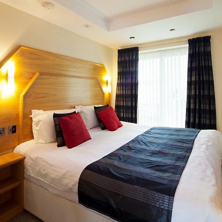 Queens Mansions: Empress Suite Blackpool Esterno foto